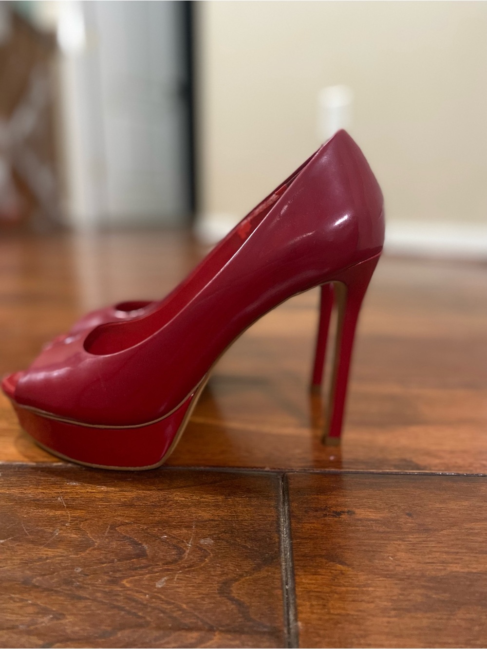 Gianni Bini Red Patent Platform Stiletto Pumps - Size 6